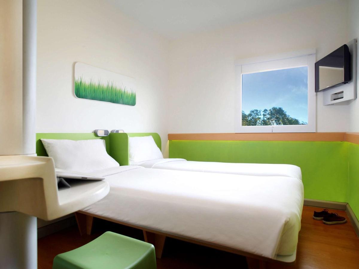 Cordia Hotel Surabaya Airport - Hotel Dalam Bandara - Formerly Ibis Budget Surabaya Airport Сидоарджо Экстерьер фото