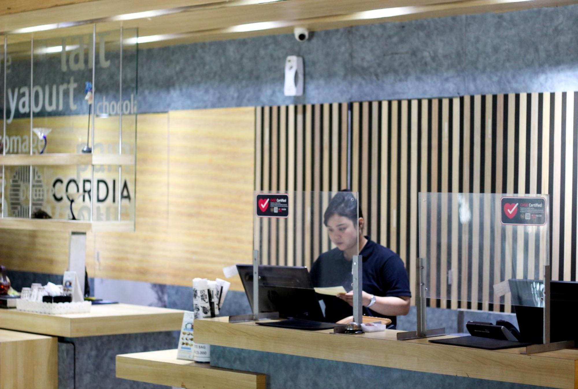 Cordia Hotel Surabaya Airport - Hotel Dalam Bandara - Formerly Ibis Budget Surabaya Airport Сидоарджо Экстерьер фото