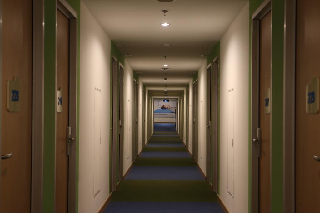 Cordia Hotel Surabaya Airport - Hotel Dalam Bandara - Formerly Ibis Budget Surabaya Airport Сидоарджо Экстерьер фото