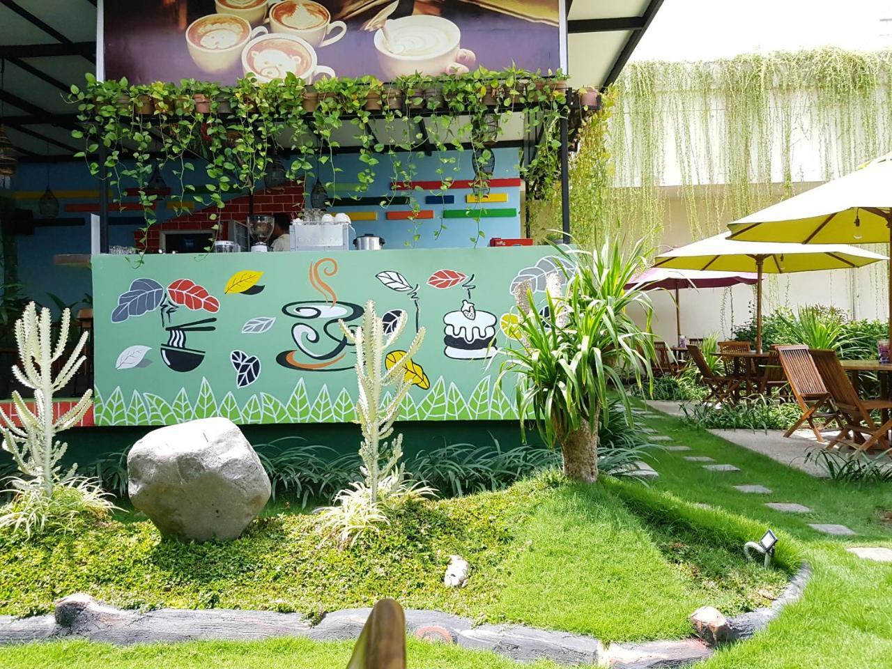 Cordia Hotel Surabaya Airport - Hotel Dalam Bandara - Formerly Ibis Budget Surabaya Airport Сидоарджо Экстерьер фото